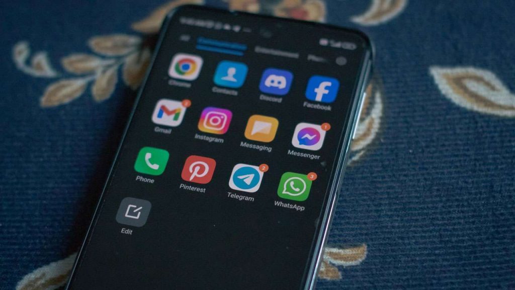Fa discutere la nuova funzione di WhatsApp - Stylology.it