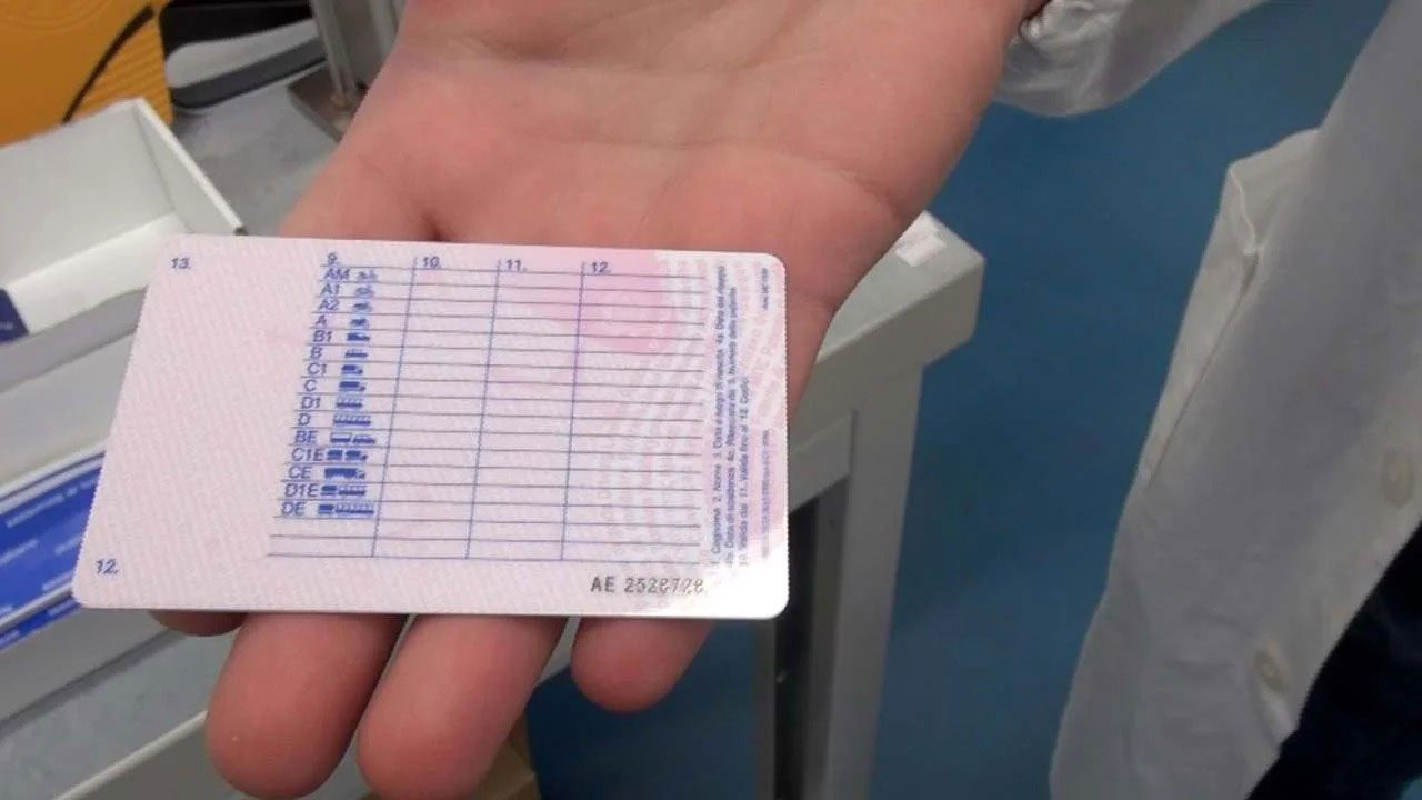 Patente scaduta? Occhio alla data - Stylology.it