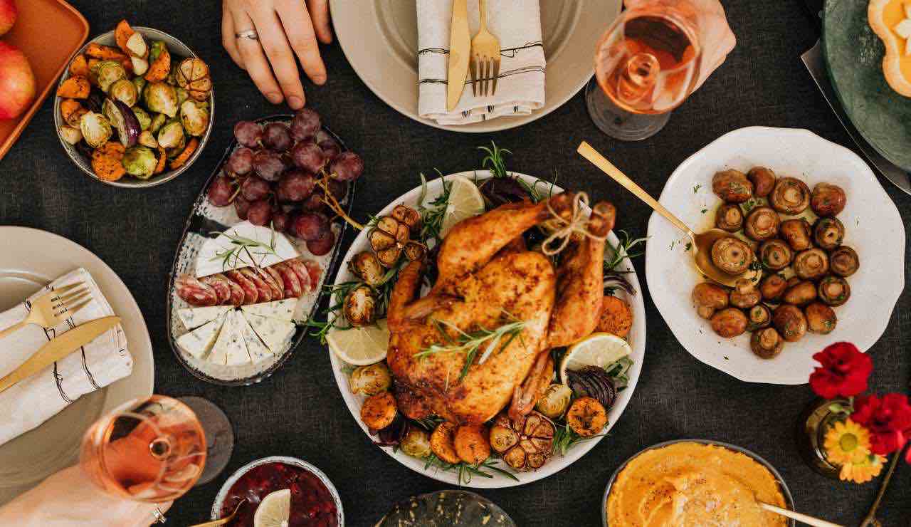 Questo cibo che porti sempre in tavola provoca l’Alzheimer | Meglio prevenire evitandolo definitivamente