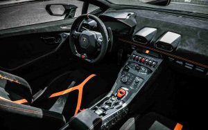 Interno auto - Sttylology.it