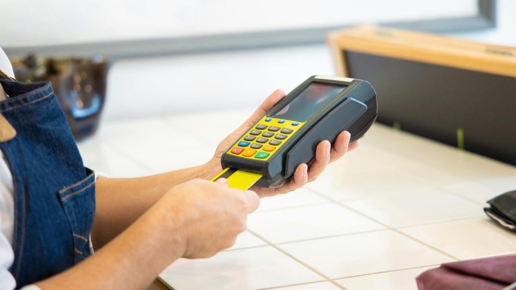 POS truffa: come evitare di perdere soldi con la carta