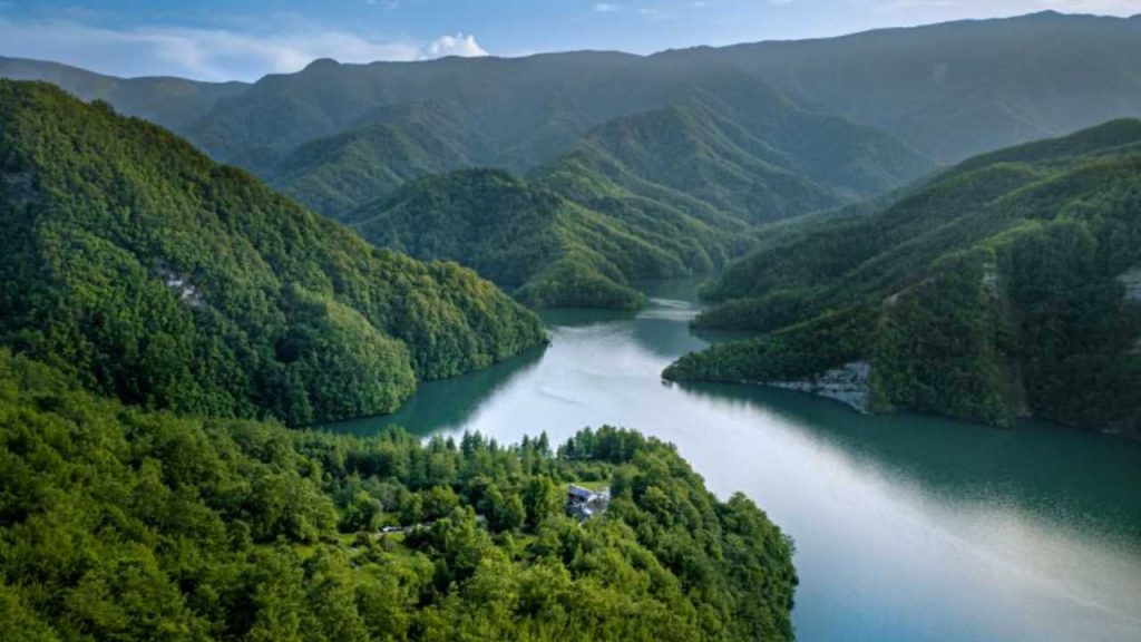 Passeggiate e buon cibo | Foreste Casentinesi con sentieri facili e cucina locale : l’idea giusta per novembre